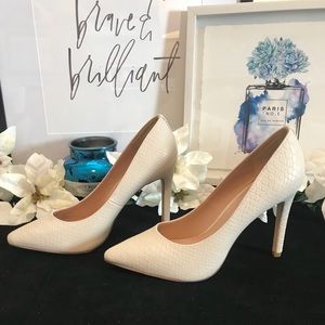 NEW** BCBG generation Pumps!